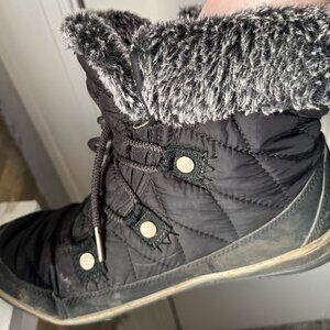 Columbia Winter Boots - Size 8